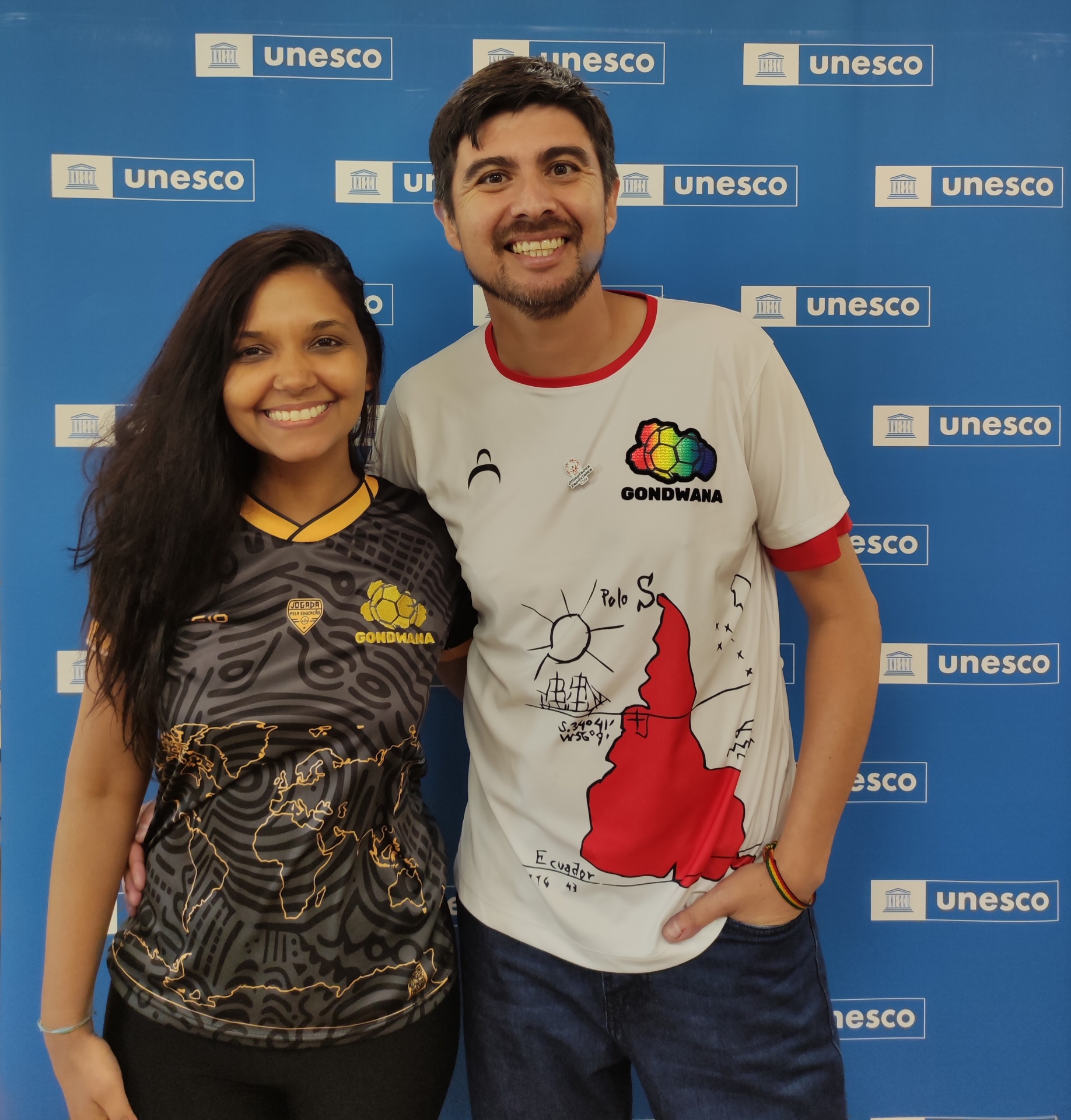 Mônica Saraiva e Sebastián Acevedo na sede da UNESCO